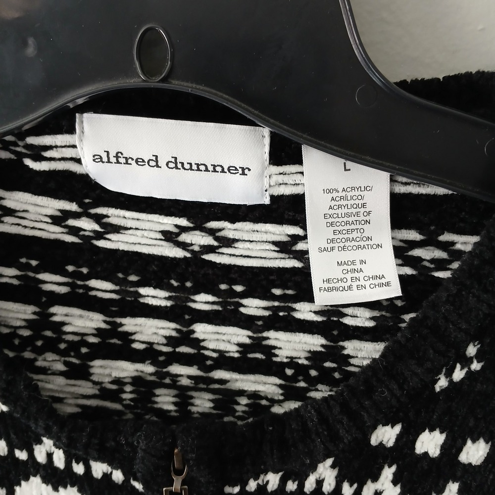 Alfred Dunner Vintage Size Large Knit Full Zip Sweater Snowflakes Embroidered - Picture 2 of 14